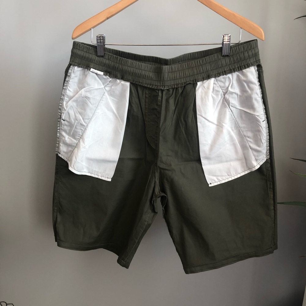 Men's Olive Drawstring Casual Shorts - Picture 3 of 5